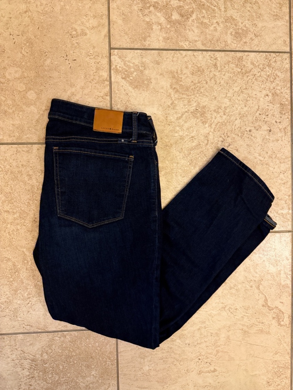 Women's lucky brand skinny jeans size 14